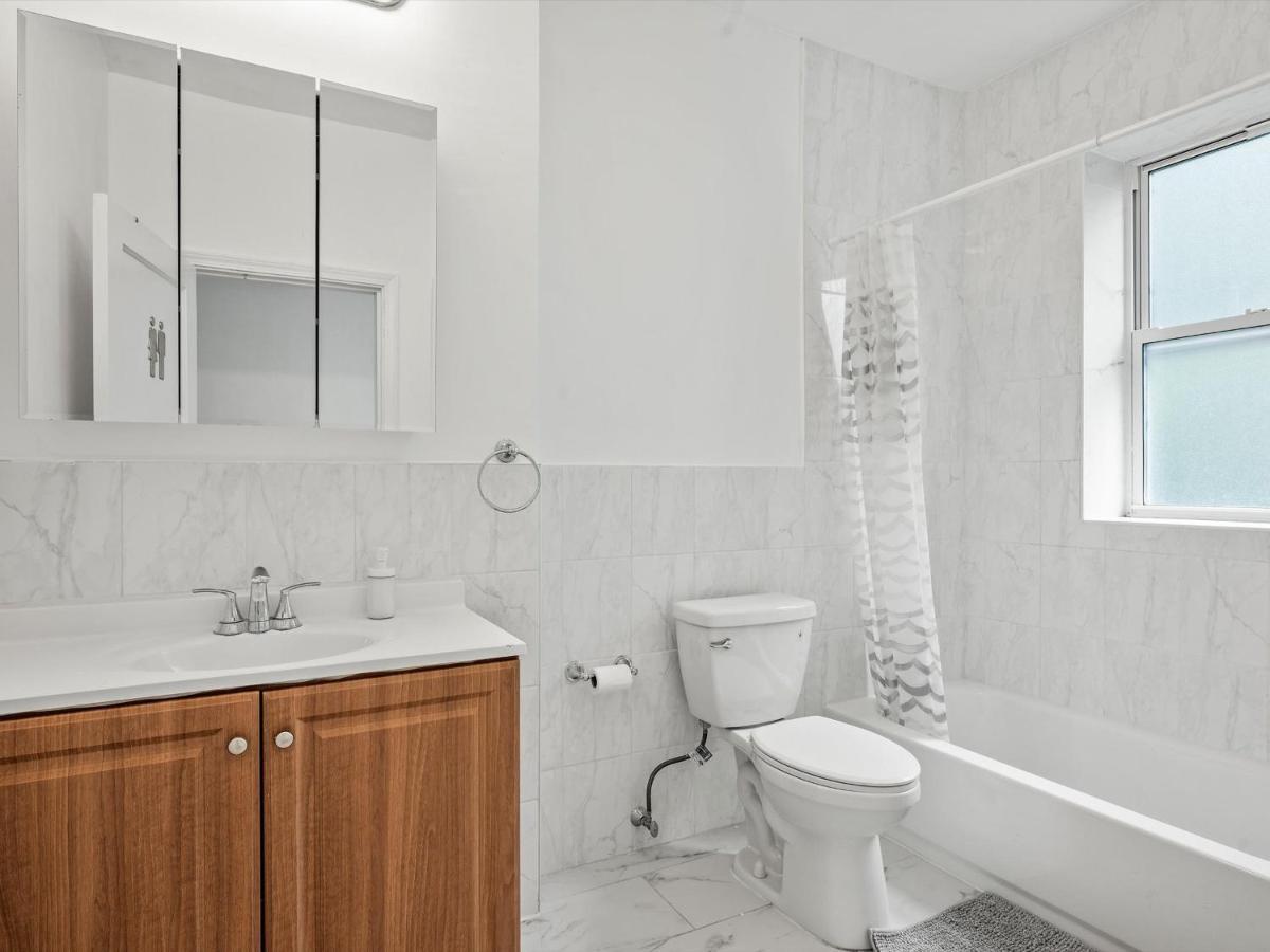 Privatunterkunft Oakland/university @d Modern And Spacious Private Bedroom With Shared *